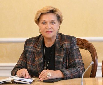 Поздравление от Инны Лосевой.