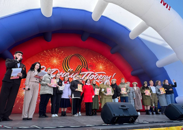 Сегодня состоялось награждение победителей городского конкурса - фестиваля «Весна в мелодиях Победы!».