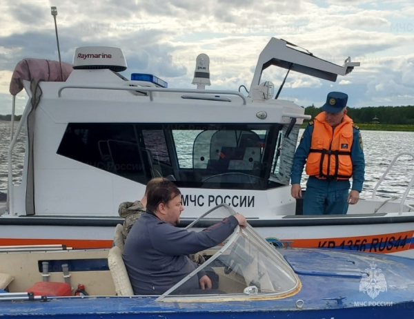 Внимание! Владельцы лодок и катеров, ознакомьтесь с региональными требованиями к эксплуатации маломерных судов.