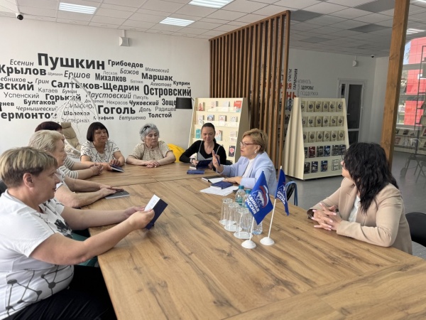 Инна Лосева вчера работала в Покачах. Инна Лосева вчера работала в Покачах.