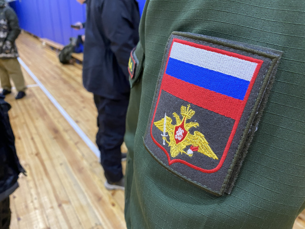 Молодые люди призывного возраста могут пойти не только в армию, но и на альтернативную службу.. Молодые люди призывного возраста могут пойти не только в армию, но и на альтернативную службу..