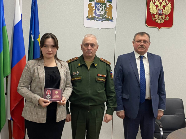 Боец из Покачей награжден орденом мужества посмертно. Боец из Покачей награжден орденом мужества посмертно.